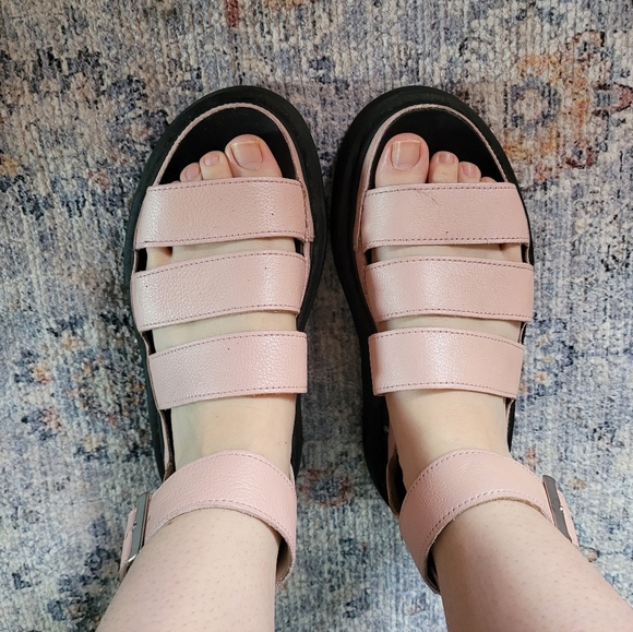 Dr. Marten Clarisa II Quad Platform Sandals - Picture 9 of 10